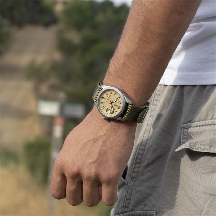 FESTİNA SWİSS F20082/1 ERKEK KOL SAATİ